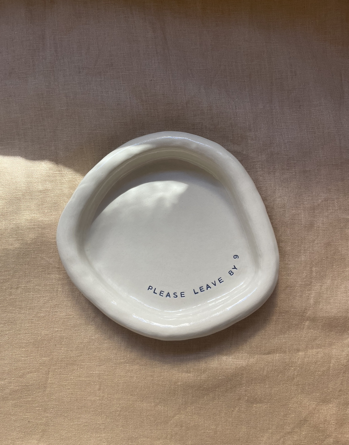 'please leave by 9' dish