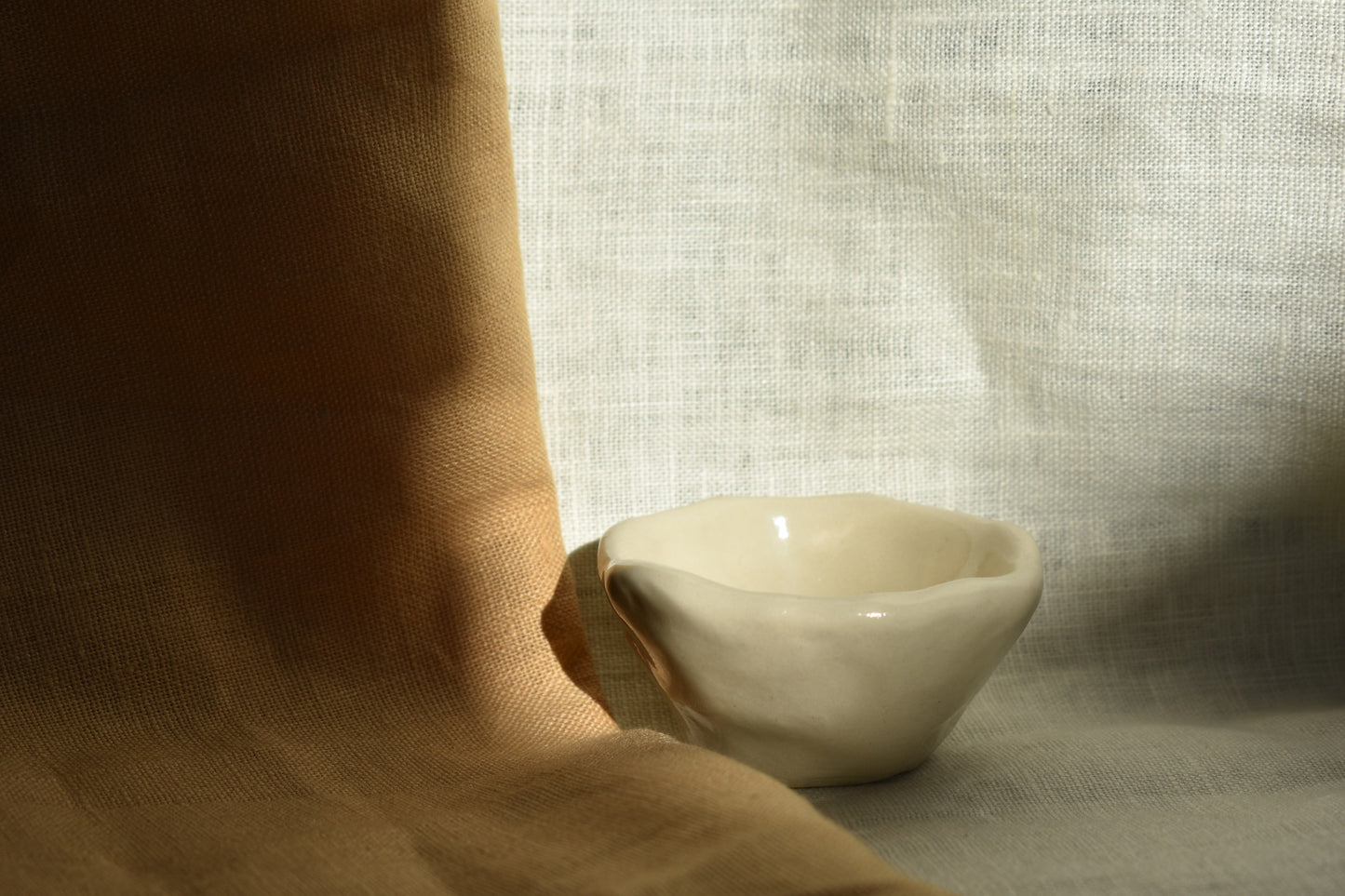 'Honey Pot' Dish